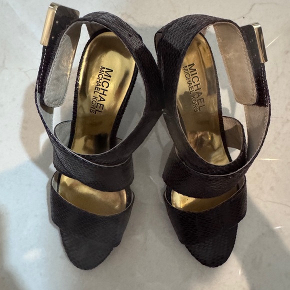 Michael Kors brown and Gold Heels - Picture 3 of 13